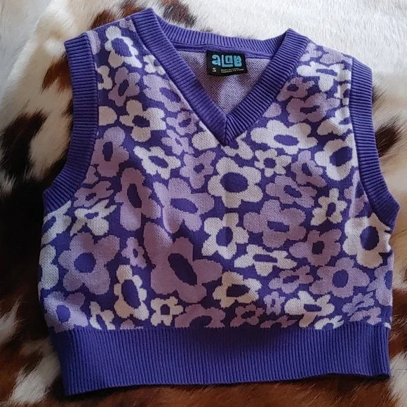 Alab Crop Top Sz Sm - Picture 1 of 4